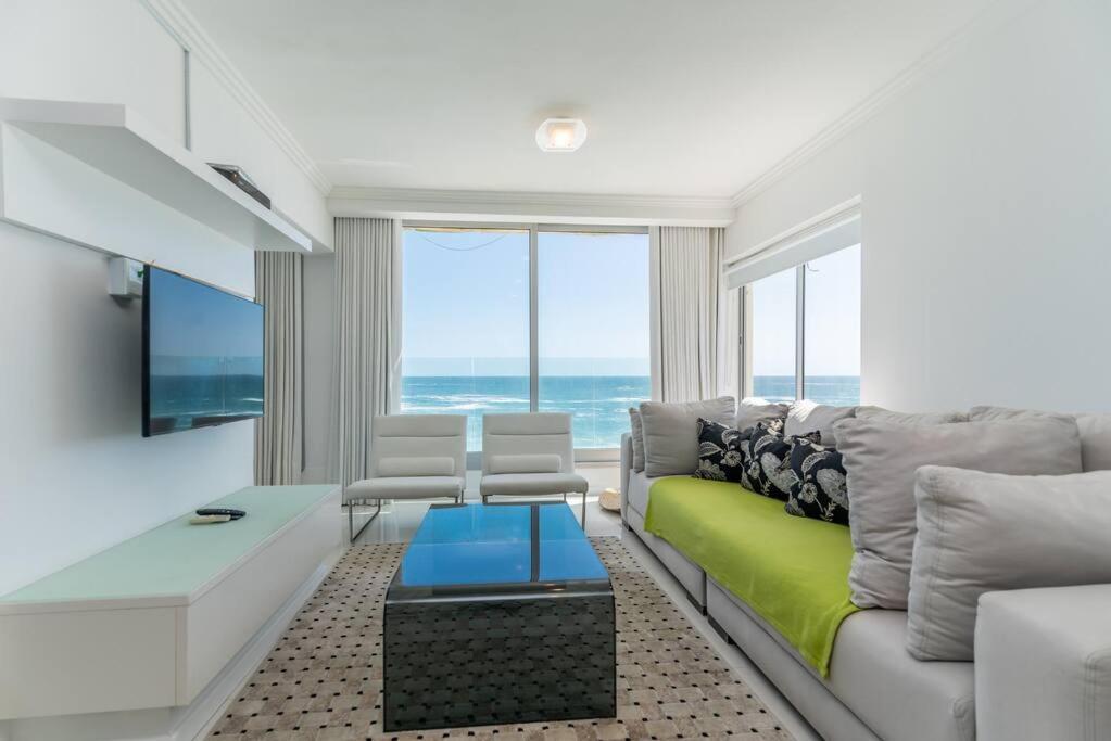3 Bed On Clifton Apartment