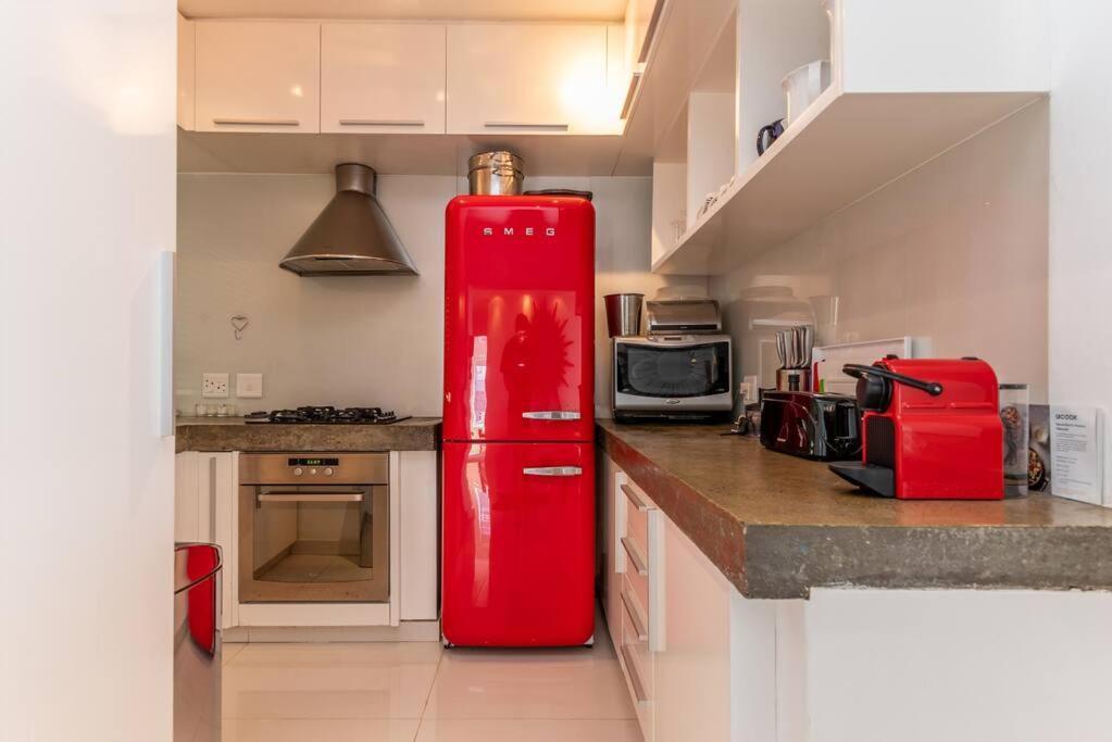 Apartment 3 Bed On Clifton *